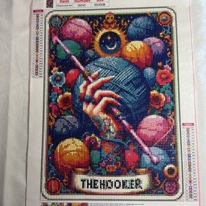 Hand and Yarn Design